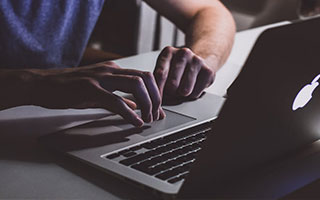 超三联赛分享赛事集锦并配文：超级转身，屡试不爽